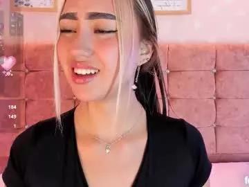 liaa_18 from Chaturbate
