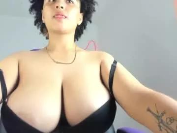 liaamoretz from Chaturbate
