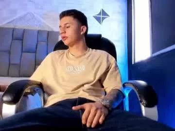 liaamsmiith_ from Chaturbate