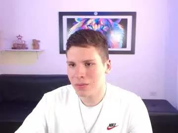 liian18 on Chaturbate