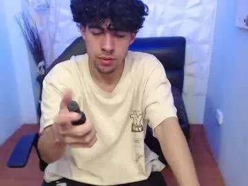 liil_boy from Chaturbate