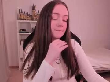 lil_happiness from Chaturbate