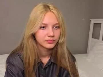 lil_tasty33 from Chaturbate