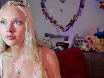 lilfknsquirt from Chaturbate