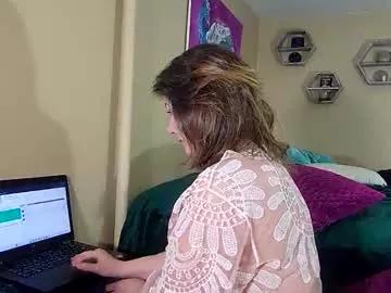 lilfoxyangel from Chaturbate