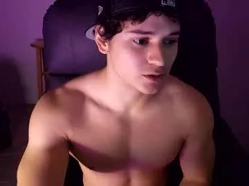 lilhotnando from Chaturbate