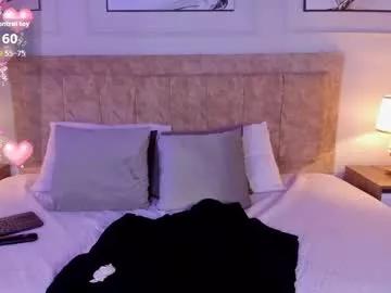 lili_milf4 from Chaturbate
