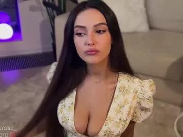 liliaah from Chaturbate
