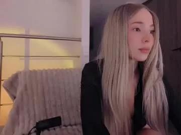 lilicherry_ from Chaturbate