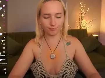 lilielfie from Chaturbate