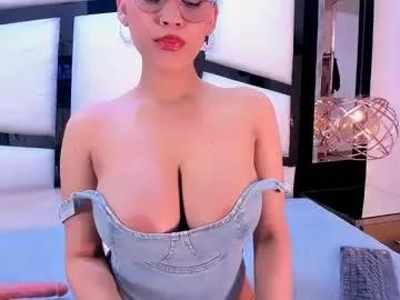 lilithadams11 from Chaturbate
