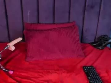 lilla_rossy from Chaturbate