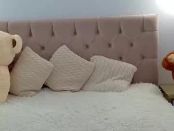 lilliana_moon from Chaturbate
