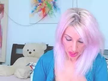lillianasara from Chaturbate