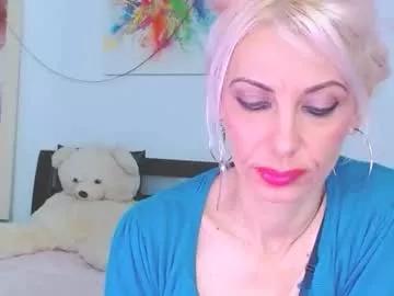 lillianasara from Chaturbate