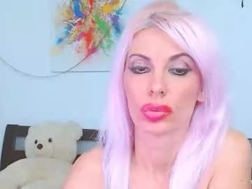 lillianasara from Chaturbate