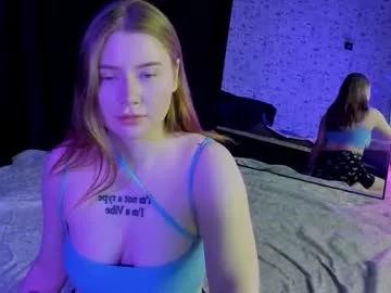 lillie_berry from Chaturbate