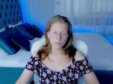 lilly_belly from Chaturbate