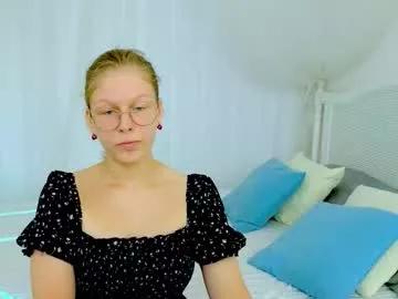 lilly_belly from Chaturbate