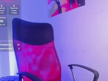 lillywest19 from Chaturbate