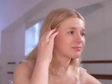 lilmiia from Chaturbate