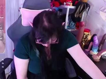 lilomoon69 from Chaturbate
