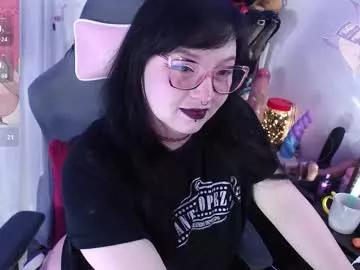lilomoon69 from Chaturbate