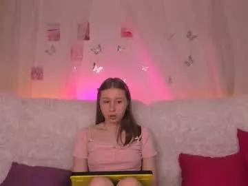 lily_barbie_ from Chaturbate