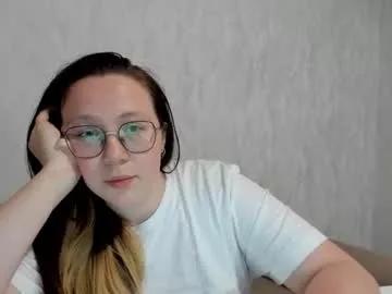 lily_cheys from Chaturbate