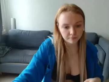lily_sunx from Chaturbate