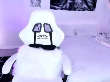lily_weep from Chaturbate