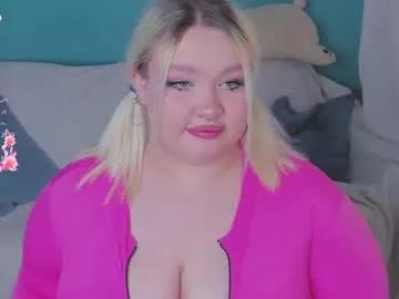 lilybelll from Chaturbate