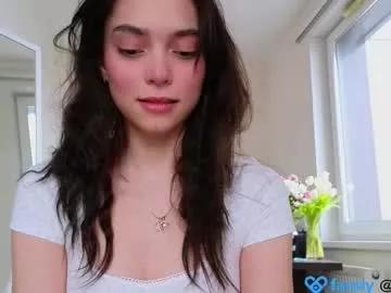 lilyewing_ from Chaturbate
