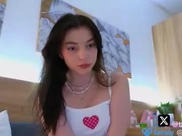 lilyewing_ from Chaturbate