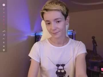 litllle_alis_a from Chaturbate