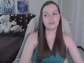 little__flowers from Chaturbate