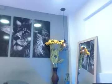 little_alann from Chaturbate