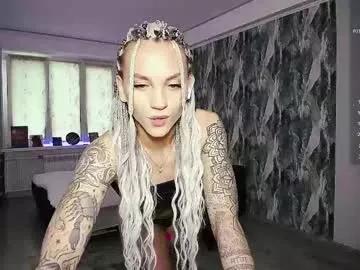 little_birdy from Chaturbate