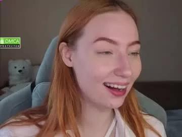 little_ffiona from Chaturbate