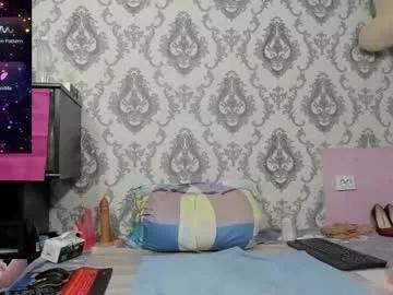 little_letti from Chaturbate is Freechat