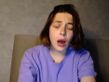 little_mia__ from Chaturbate