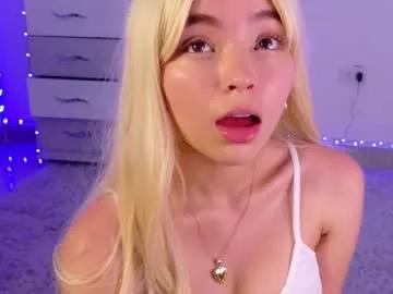 little_peanut_ from Chaturbate