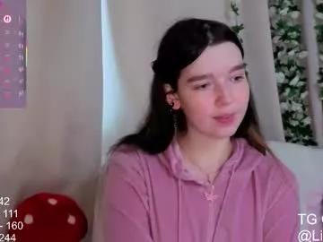 little_teya from Chaturbate