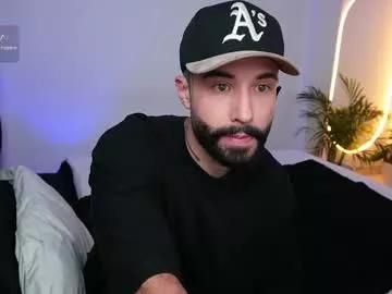 little_vannesaa from Chaturbate