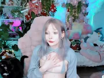 littleflufflepuff from Chaturbate