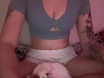 littlelovesbig from Chaturbate