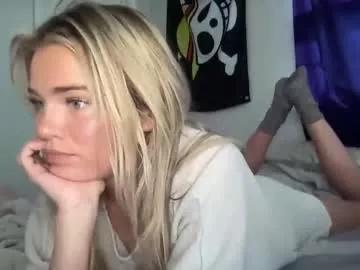littlemaryjane19 from Chaturbate