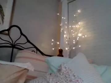 littlemisstaken from Chaturbate is Freechat