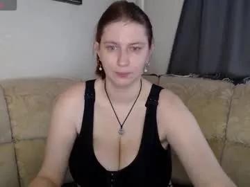 Liyasilve webcams show profile image 