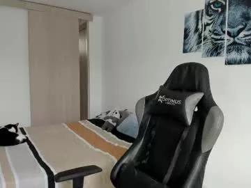 lizzyluk_ch from Chaturbate